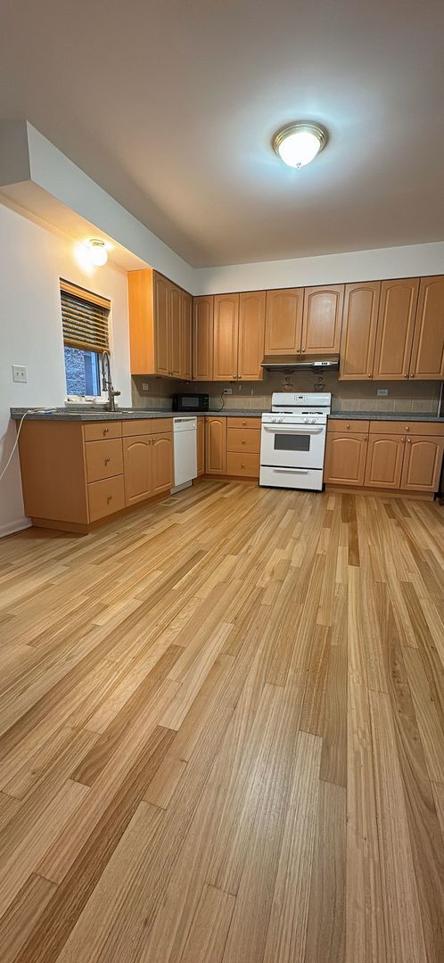 Photo - 711 W 31st St Unit 1