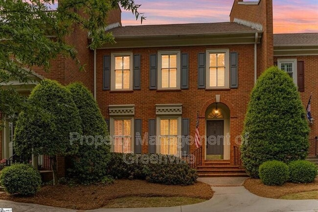Photo - 110 Kilkenny Ct