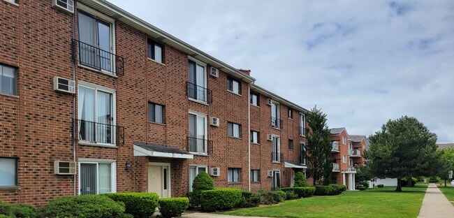 Building Photo - 1257 Harding Ave Unit A2 Rental