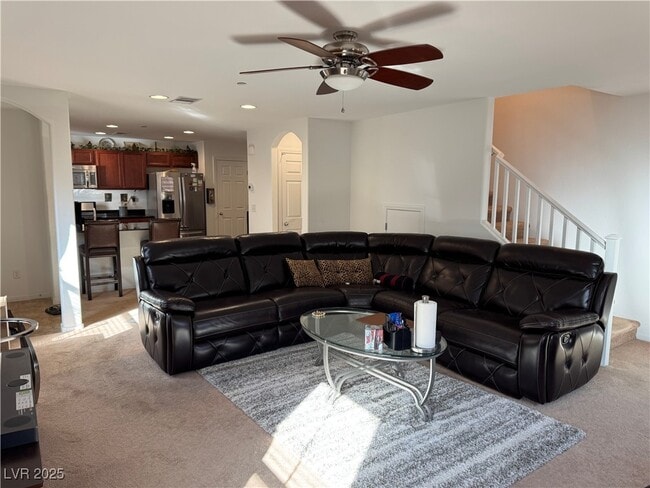 Building Photo - 1055 Admiral Emblem St Rental