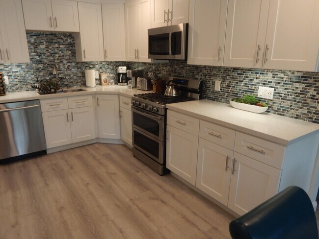 Photo - 12190 Colony Ave