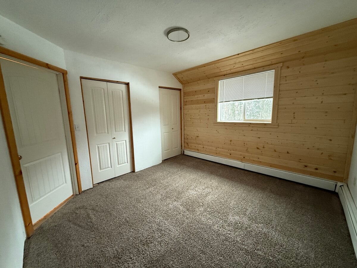 Photo - 771 Rifle Rd