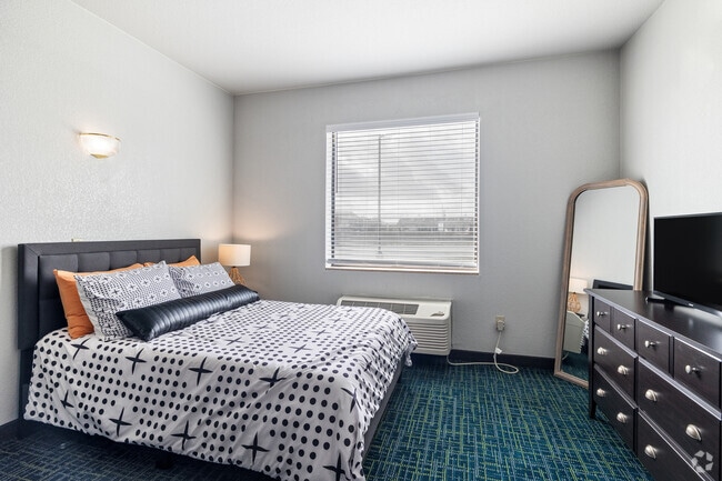 Studio - 350SF - Bedroom