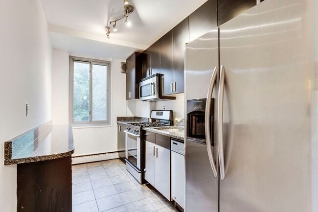 Photo - 4200 Cathedral Ave NW