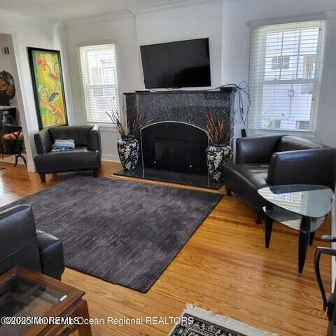 303 Evergreen Ave