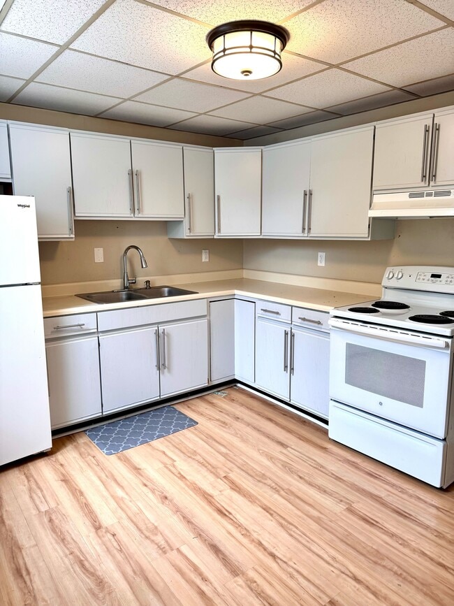 Photo - 312 Union St Unit 1