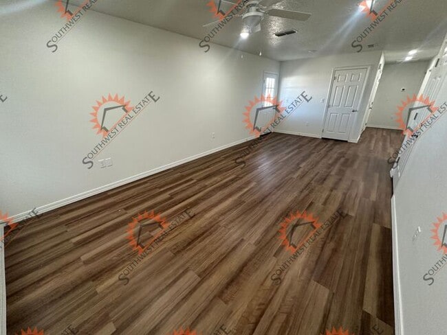 Photo - Spacious 2 bedroom 2 bath Duplex.