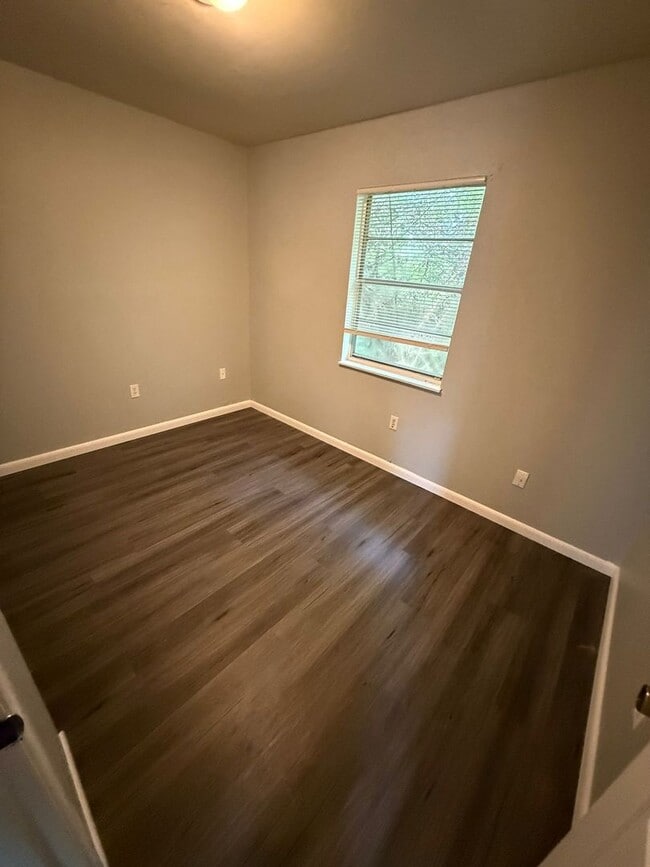 Photo - Mulberry Terrace Apartments Unit 102