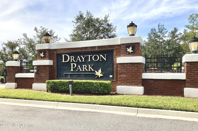 Photo - 8424 THORNBUSH Ct