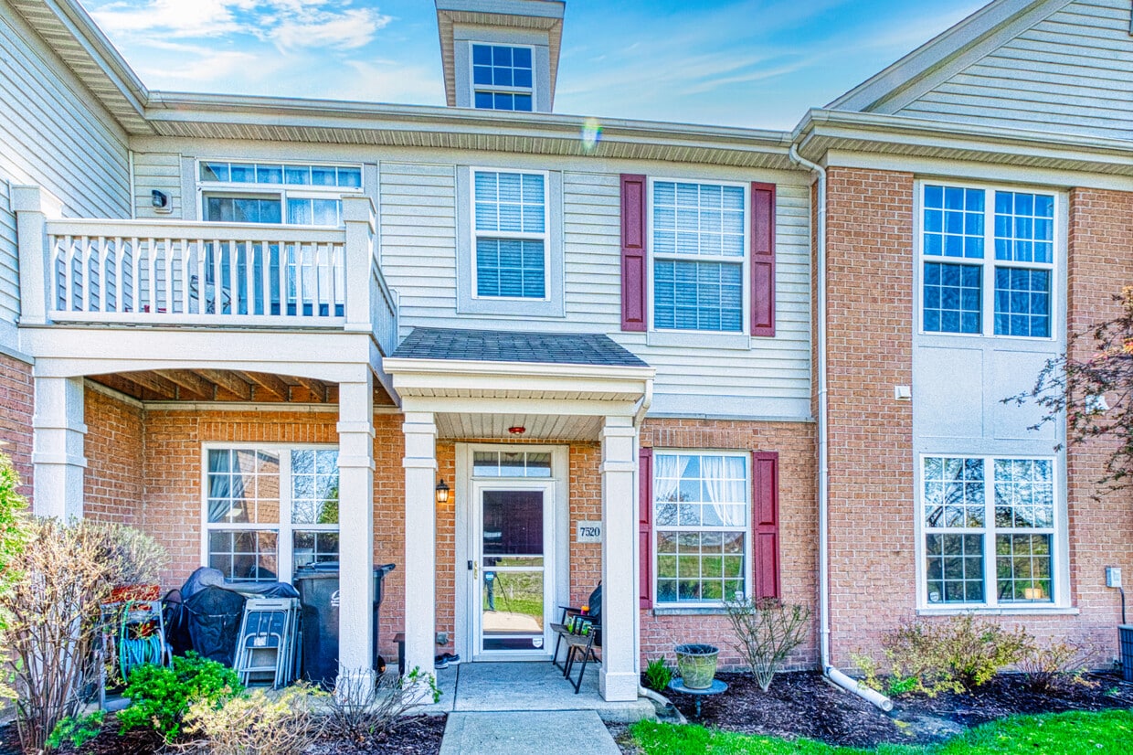 Photo - 7520 Claridge Dr (Bridgeview, IL)