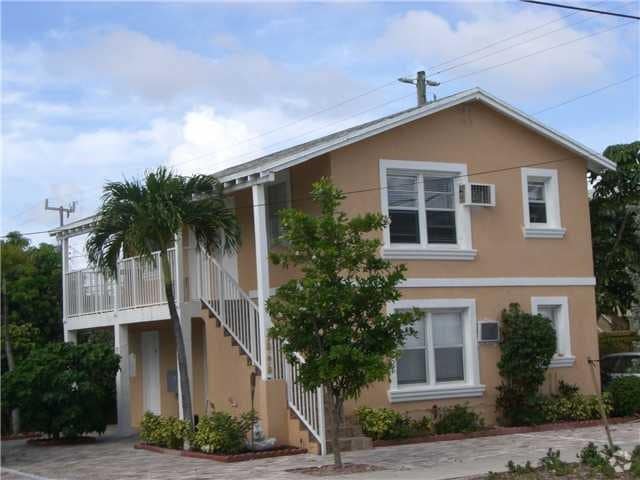 Building Photo - 4565 N Ocean Dr Unit 3 Rental