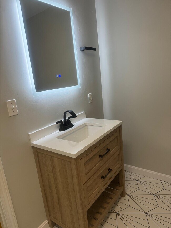 Photo - 177 Rindge Ave Unit 1R