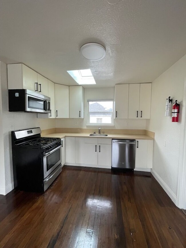 Building Photo - 967-969 30th St Unit 969 Rental