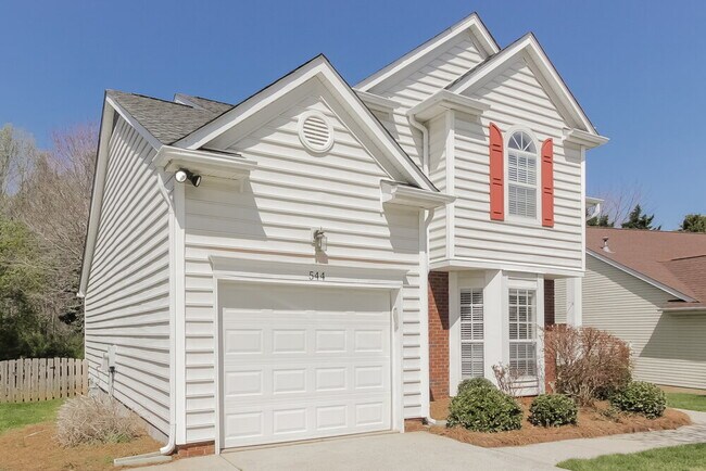 Photo - 544 Carlisle Dr