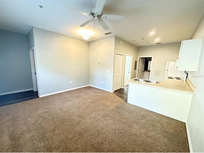 Photo - 3601 Cypress Gardens Rd Unit 13