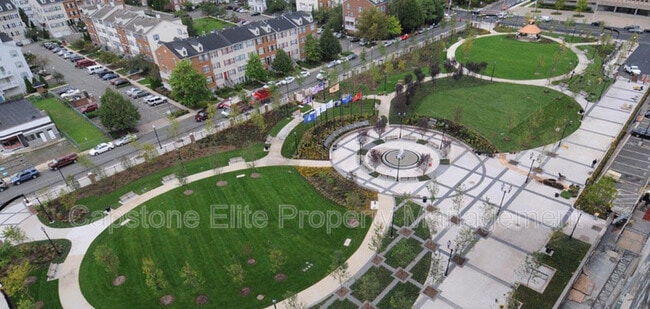 Photo - 216 Matthews Drive