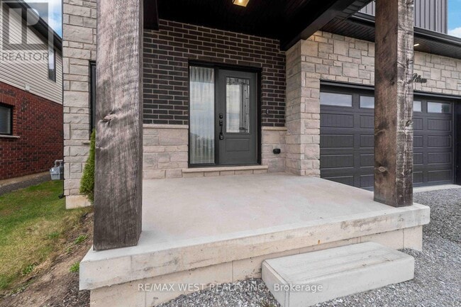 Photo - 210 S Pelham Rd