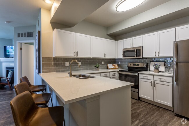 2BR, 2BA - 1110 SF - Kallisto at Bear Creek