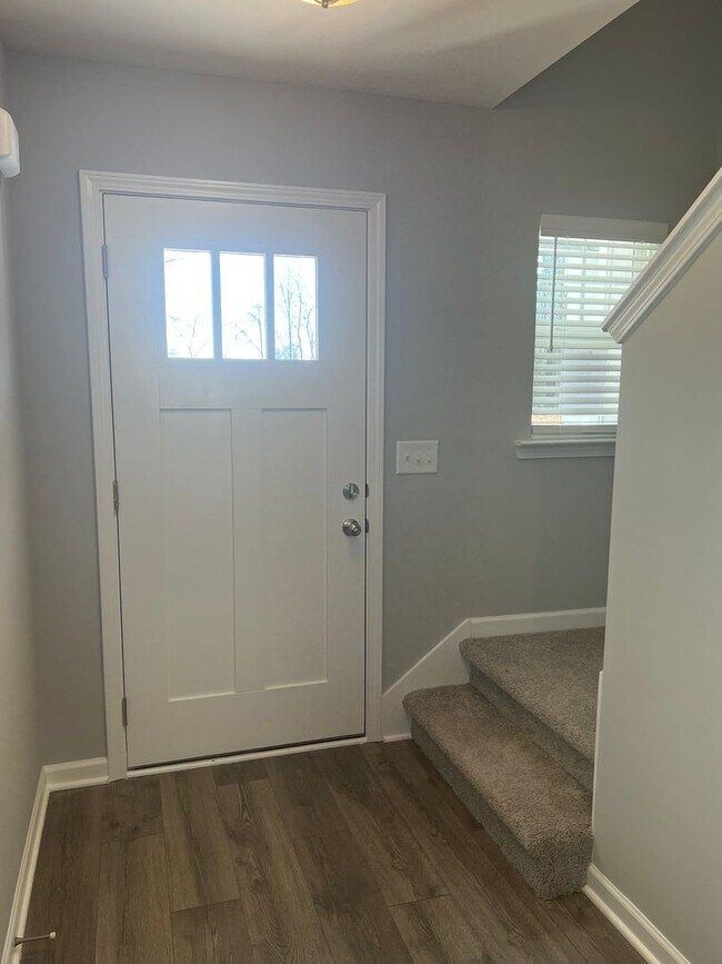 Photo - 153 Stonehenge Cir