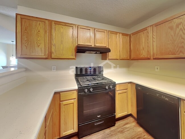 Photo - 4009 Snowshoe Ct NW