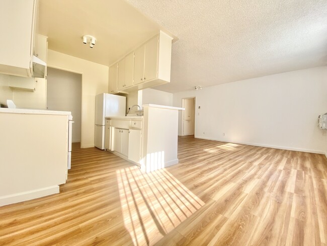 Photo - 425 S New Hampshire Ave Condo Unit 211