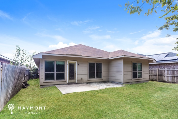 Photo - 3145 Royal Crest Dr