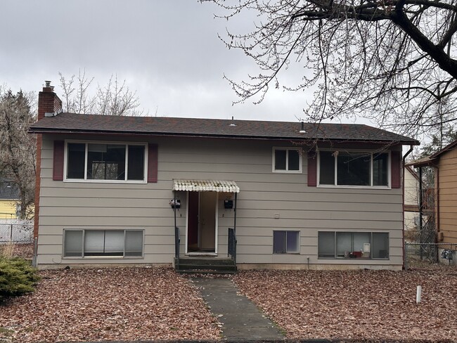 Photo - 209 W 5th St Unit 209