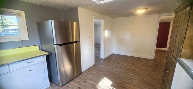 Photo - 2620 G St