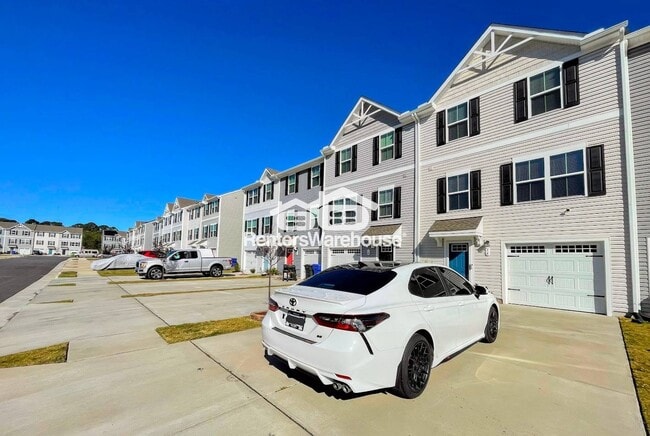 Photo - 16 Cecelia Way