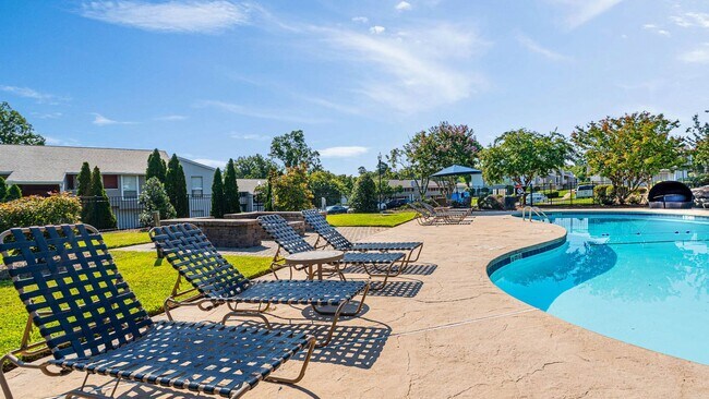 Rivercreek Apartments