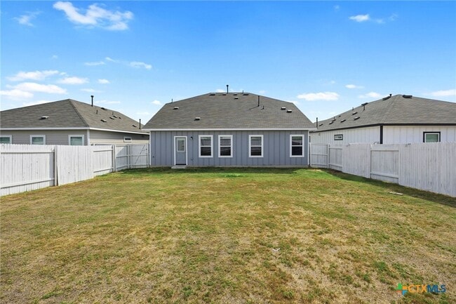 Photo - 251 Chesterfield Dr