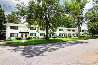 Building Photo - 1744 Cambridge Ave Unit 02