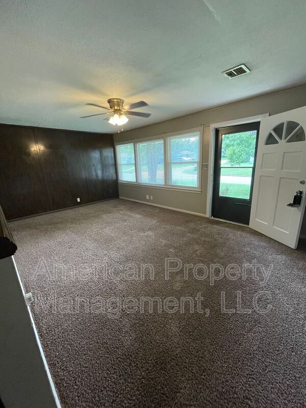 Photo - 1803 N New Haven Ave