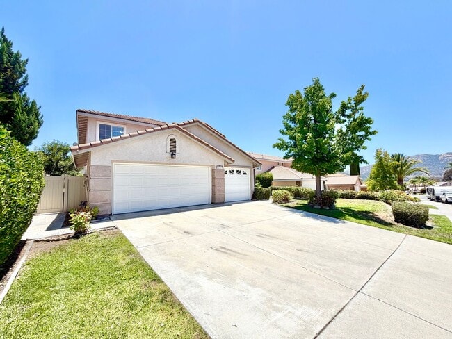 Photo - Spacious 5 Bedroom Home with 3 Car Garage & Primary Suite Balcony