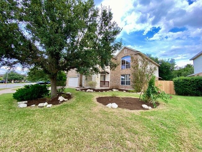 Photo - Gorgeous 4/3.5 in Cedar Park!!