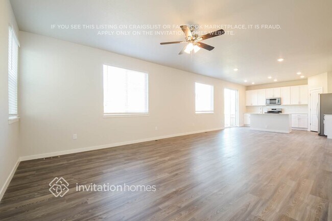 Photo - 4427 Shivaree St