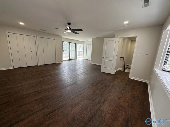 Photo - 2712 Garvin Rd NW