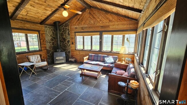 Photo - 70 Tumblebrook Dr