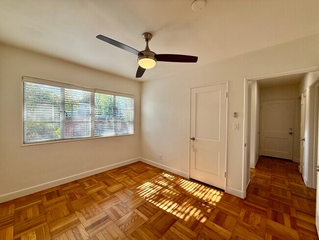 5262 Village Grn Unit 5262 Village Grn