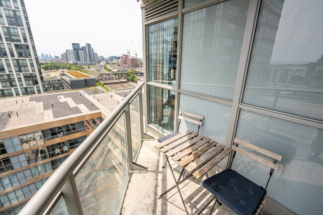 Photo - 62 Fort York Blvd Unit ID1345964P