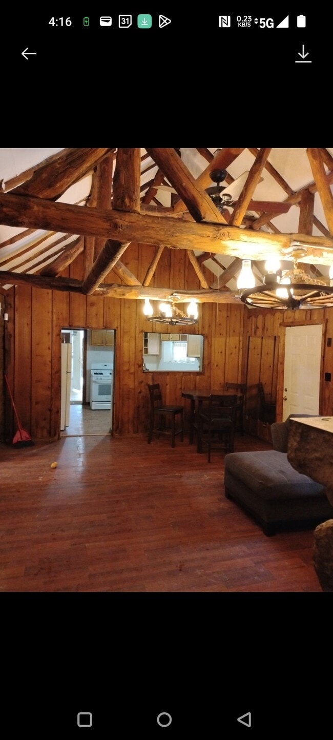 Photo - 4900 Parkview Dr