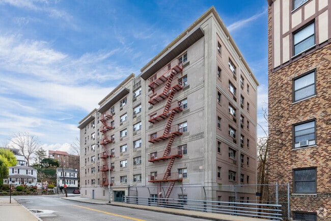 Photo - Parkcrest East