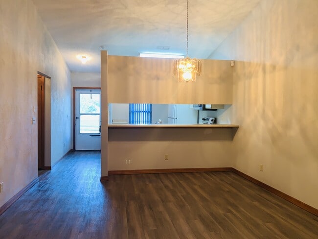 Photo - 1113 Oak Forest Cir House