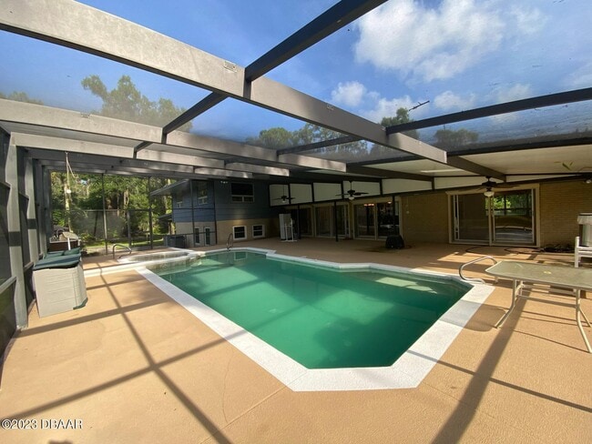 Photo - 1 Arrowhead Dr