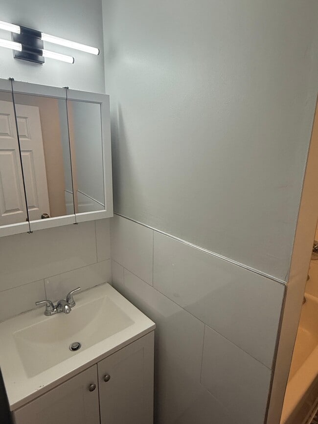 Photo - 421 N 7th St Unit 3