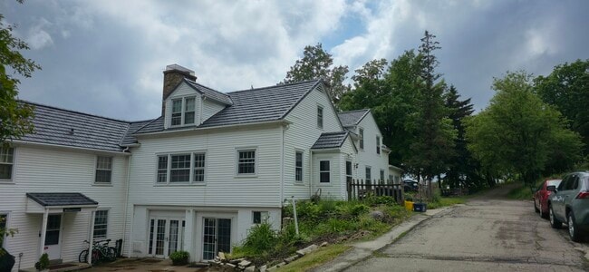 Photo - N47W28270 Lynndale Rd