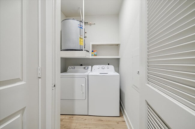 Photo - 2137 Pelham Dr Unidad FL2-ID1028902P