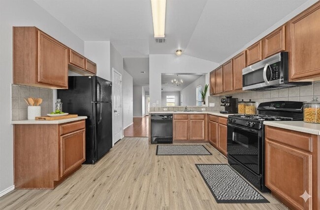 Photo - 267 Waterloo Dr