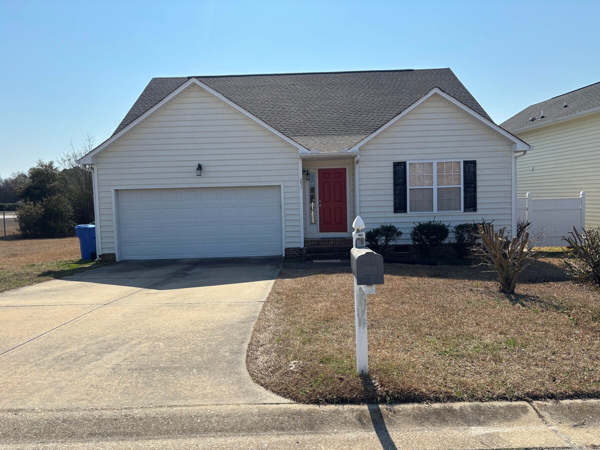 Photo - 251 PITTSBORO ST