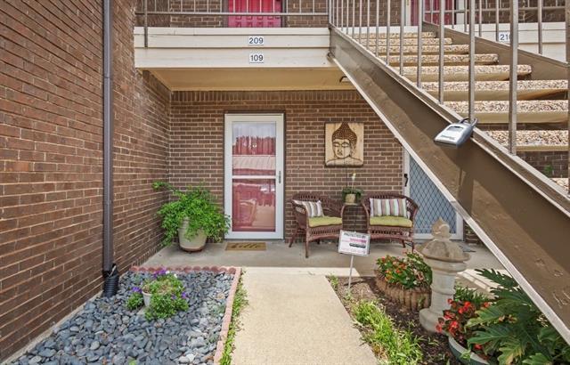 Photo - 2505 Wedglea Dr Unit 109